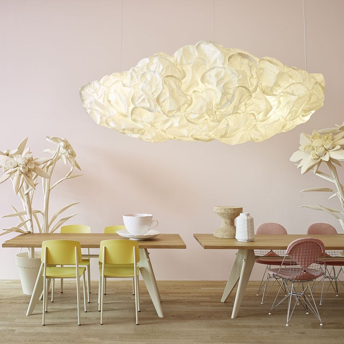 Vitra EM Table Besprechungstisch / Esstisch Holz und Metall
