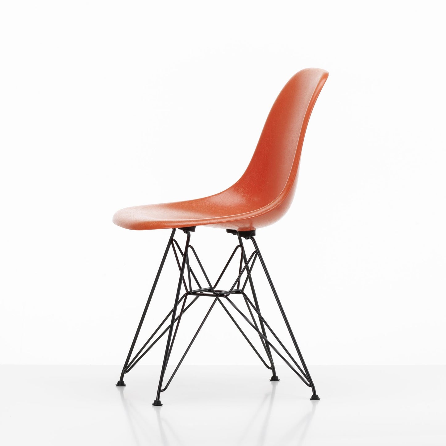 Vitra Eames Fiberglass Side Chair 4 Gestellvarianten & Sitzpolster optional