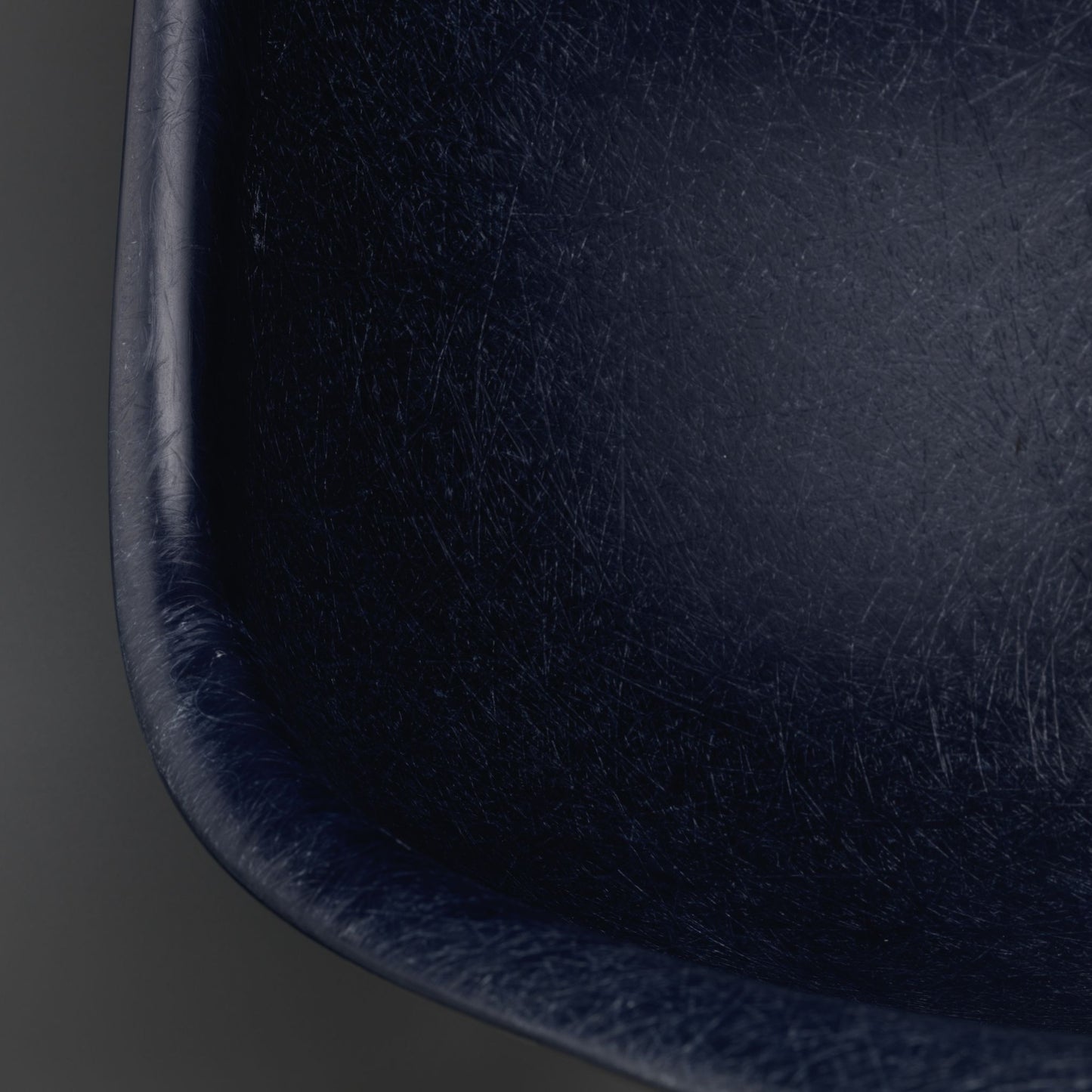 Vitra Eames Fiberglass Side Chair 4 Gestellvarianten & Sitzpolster optional