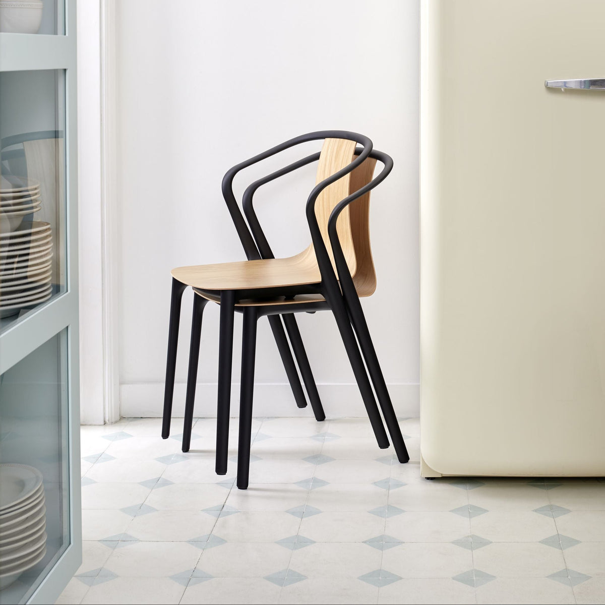 Vitra Belleville Chair Stuhl Kunststoff / Holz stapelbar Indoor & Outdoor