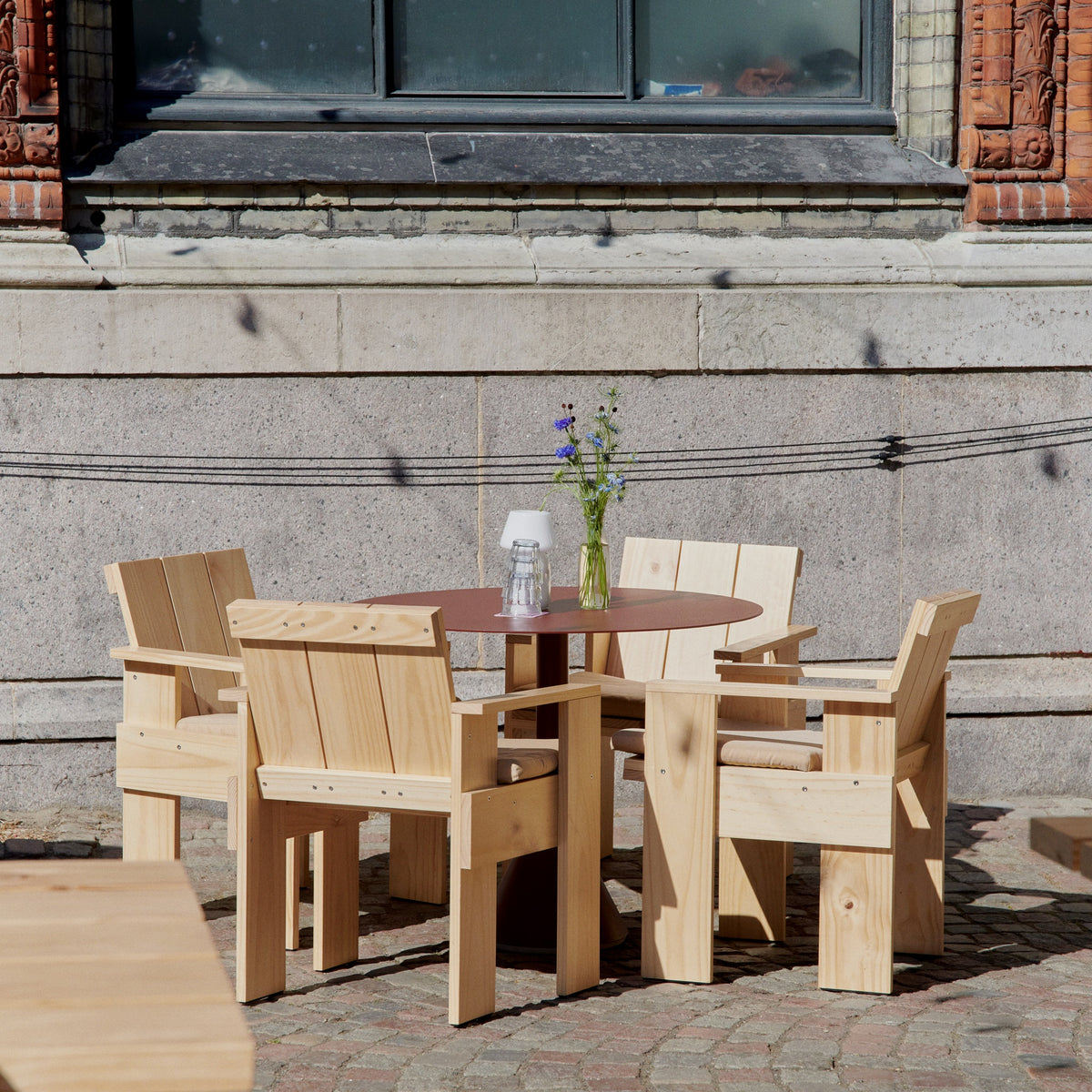 HAY Palissade Cone Tisch rund Ø 90 cm outdoor Stahl pulverbeschichtet