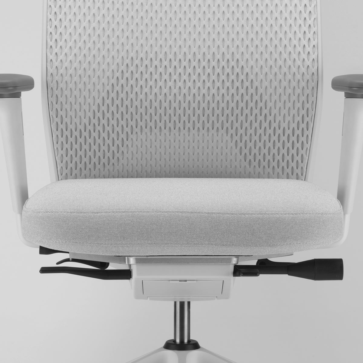 Vitra ID Mesh Bürostuhl mit Netzrücken Diamond Mesh Sitzbezug Volo