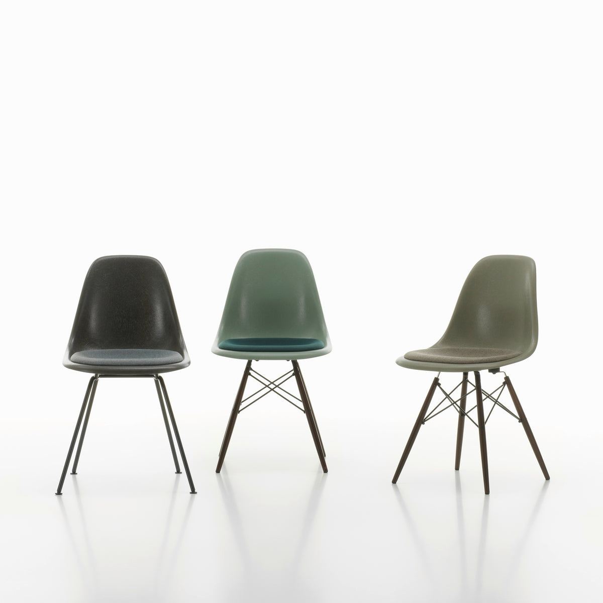 Vitra Eames Fiberglass Side Chair 4 Gestellvarianten & Sitzpolster optional