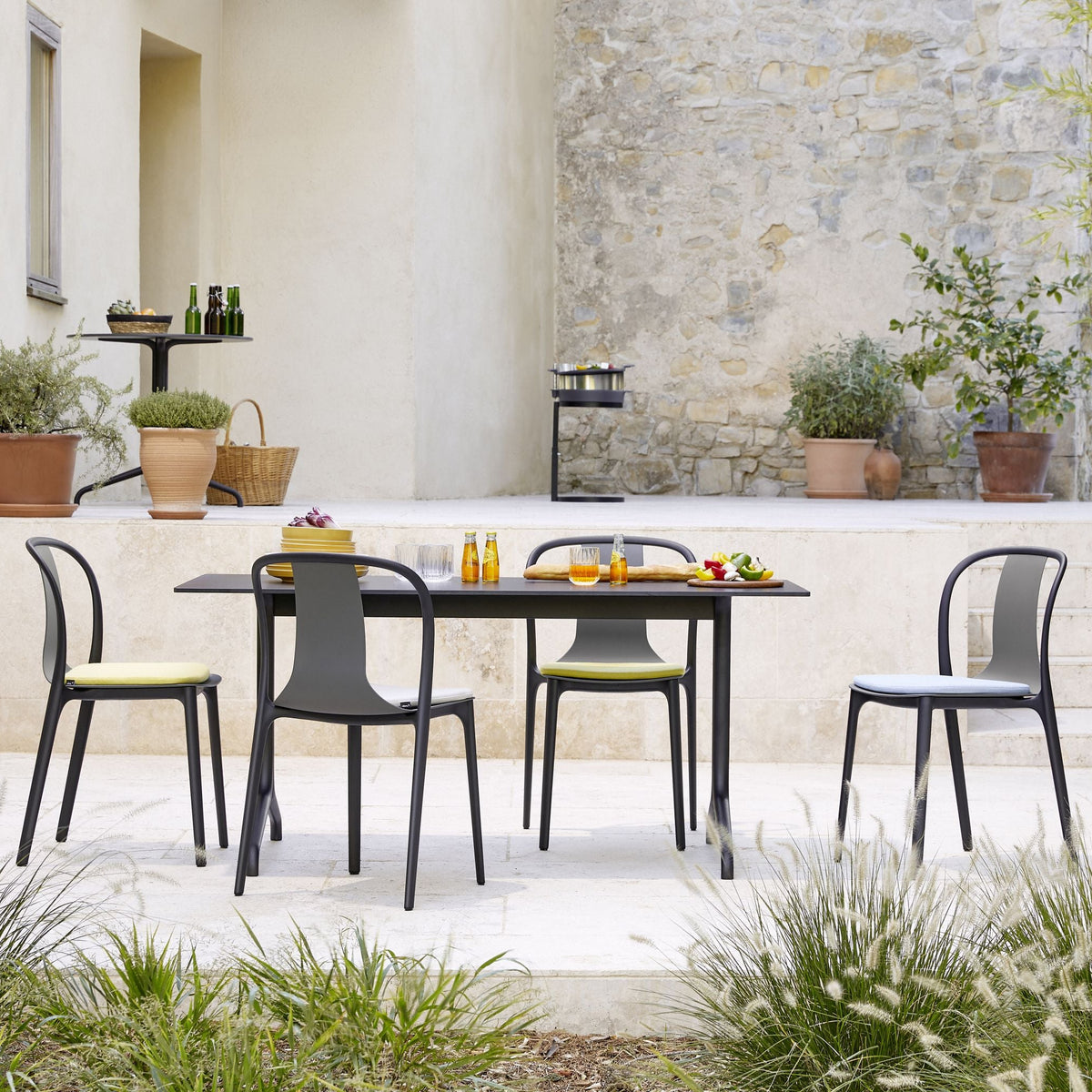 Vitra Belleville Chair Stuhl Kunststoff / Holz stapelbar Indoor & Outdoor
