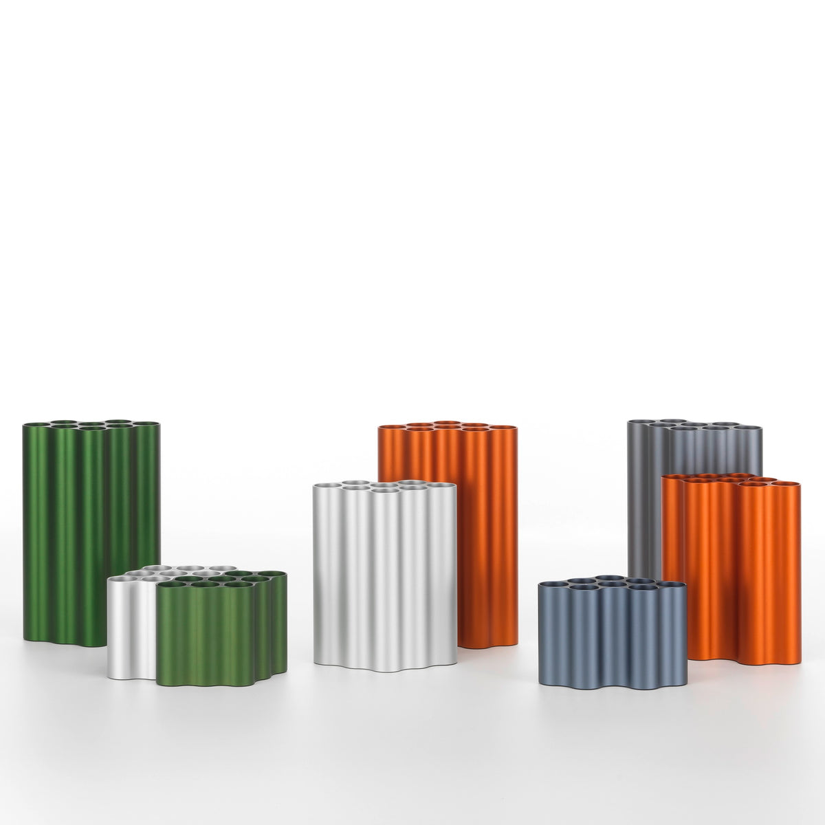 Vitra Nuage Vase métallique large – Designvase mit skulpturalem Charakter