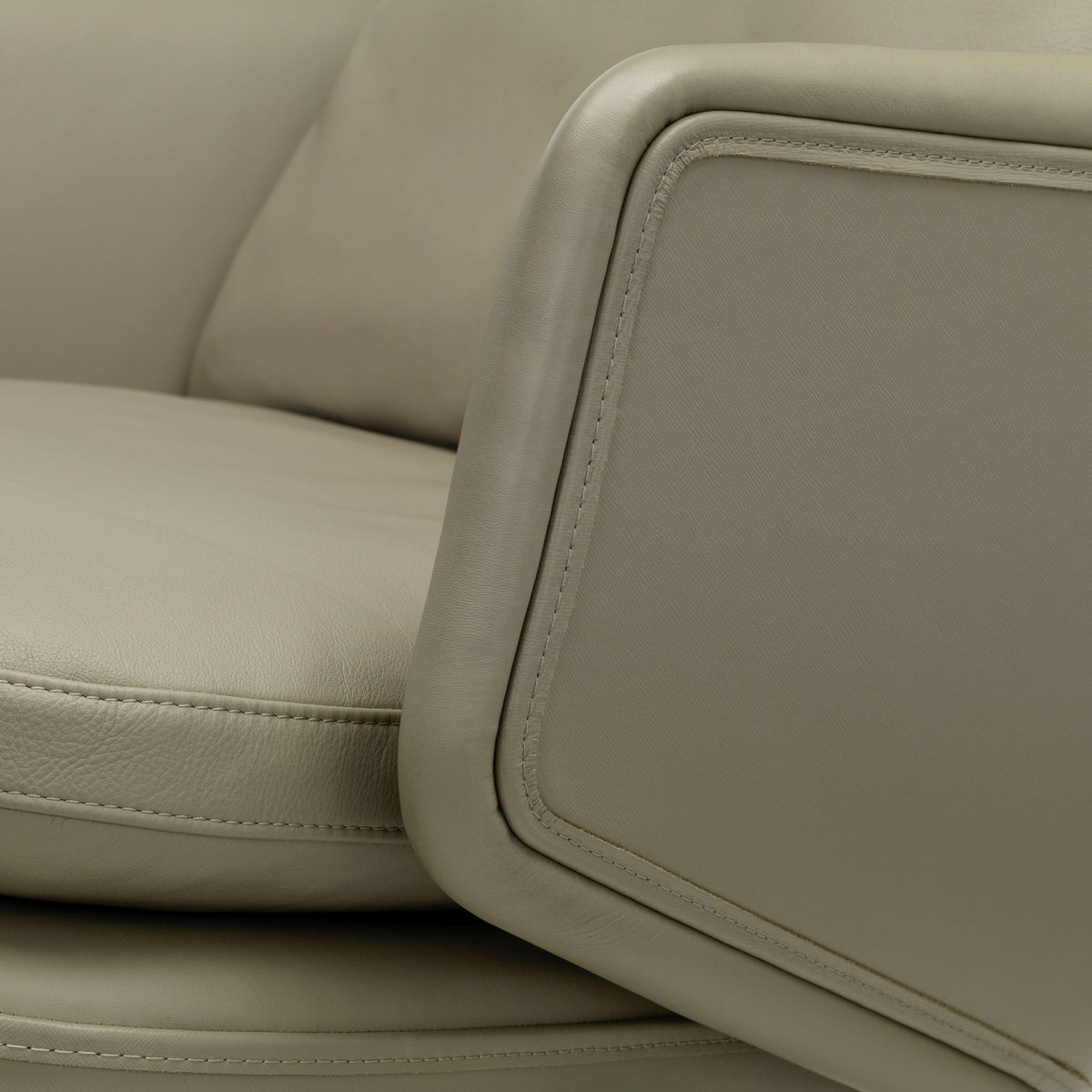 Vitra Grand Relax Loungesessel drehbar hoher Sessel einzeln Synchronmechanik