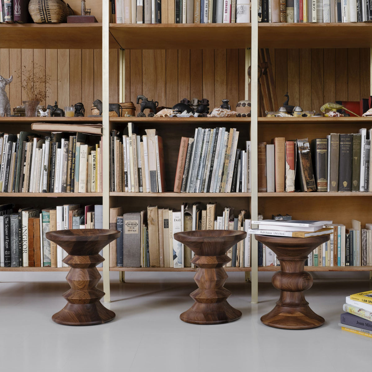 Vitra Stools Charles & Ray Eames Hocker Beistelltisch Skulptur