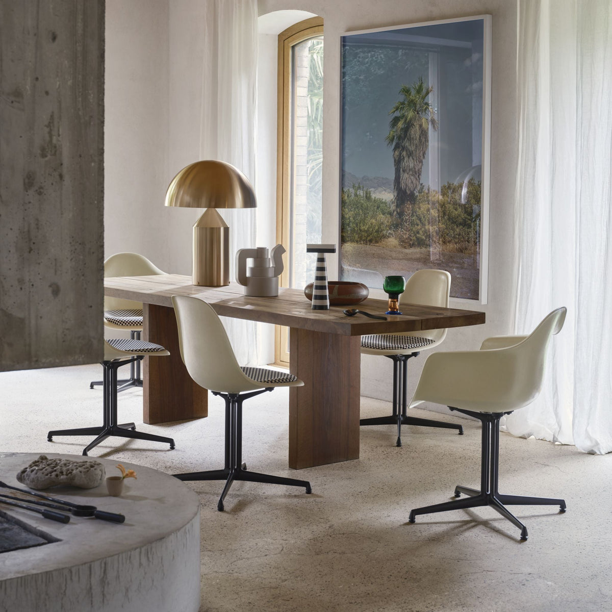 Vitra Eames Fiberglass Armchair 4 Gestellvarianten & Sitzpolster optional