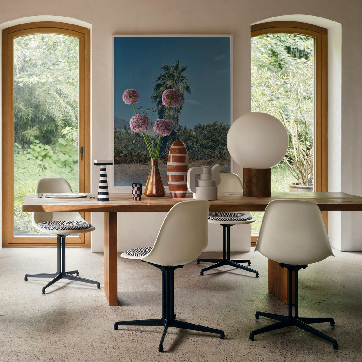 Vitra Eames Fiberglass Side Chair 4 Gestellvarianten & Sitzpolster optional
