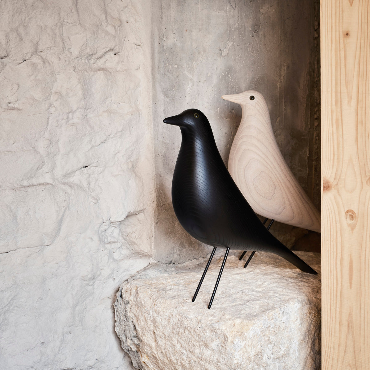 Vitra Eames House Bird Dekofigur Vogel Eschenholz schwarz