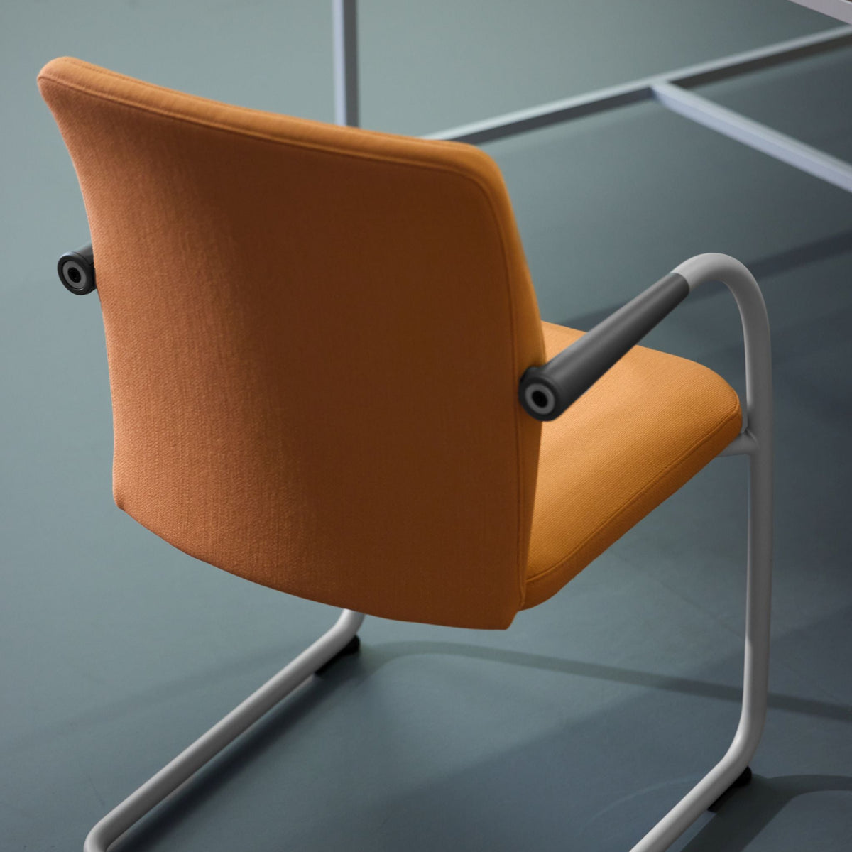 Vitra ID Visitor Soft Freischwinger Vollpolster Stoff / Leder stapelbar optional