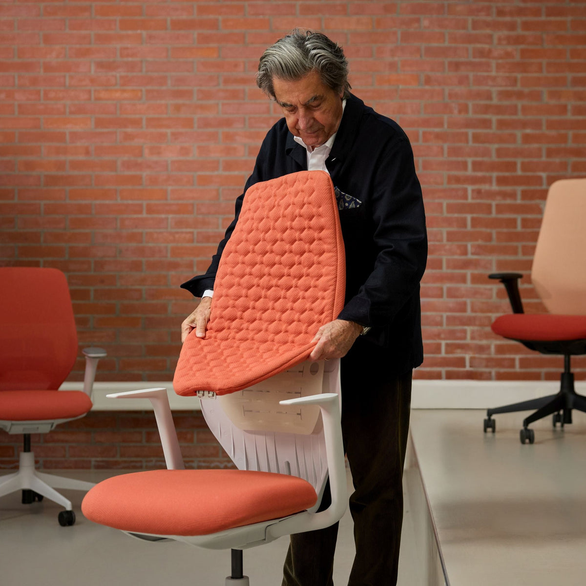 Vitra ACX Pad Bürostuhl Sitz und Rückenlehne gepolstert Plano