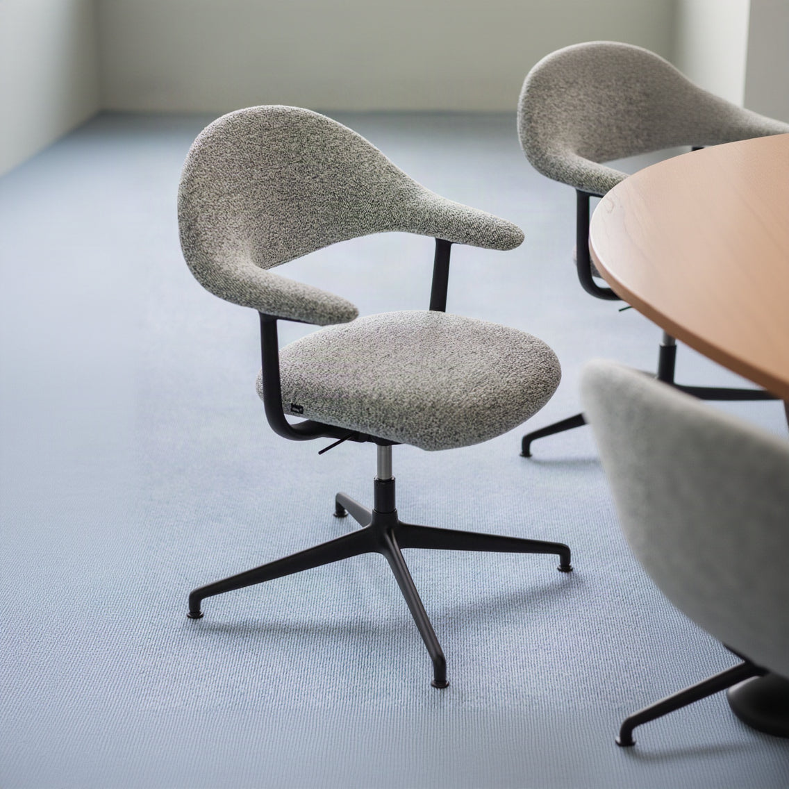 Vitra Mynt Soft Bürostuhl Sitz & Rücken weich gepolstert