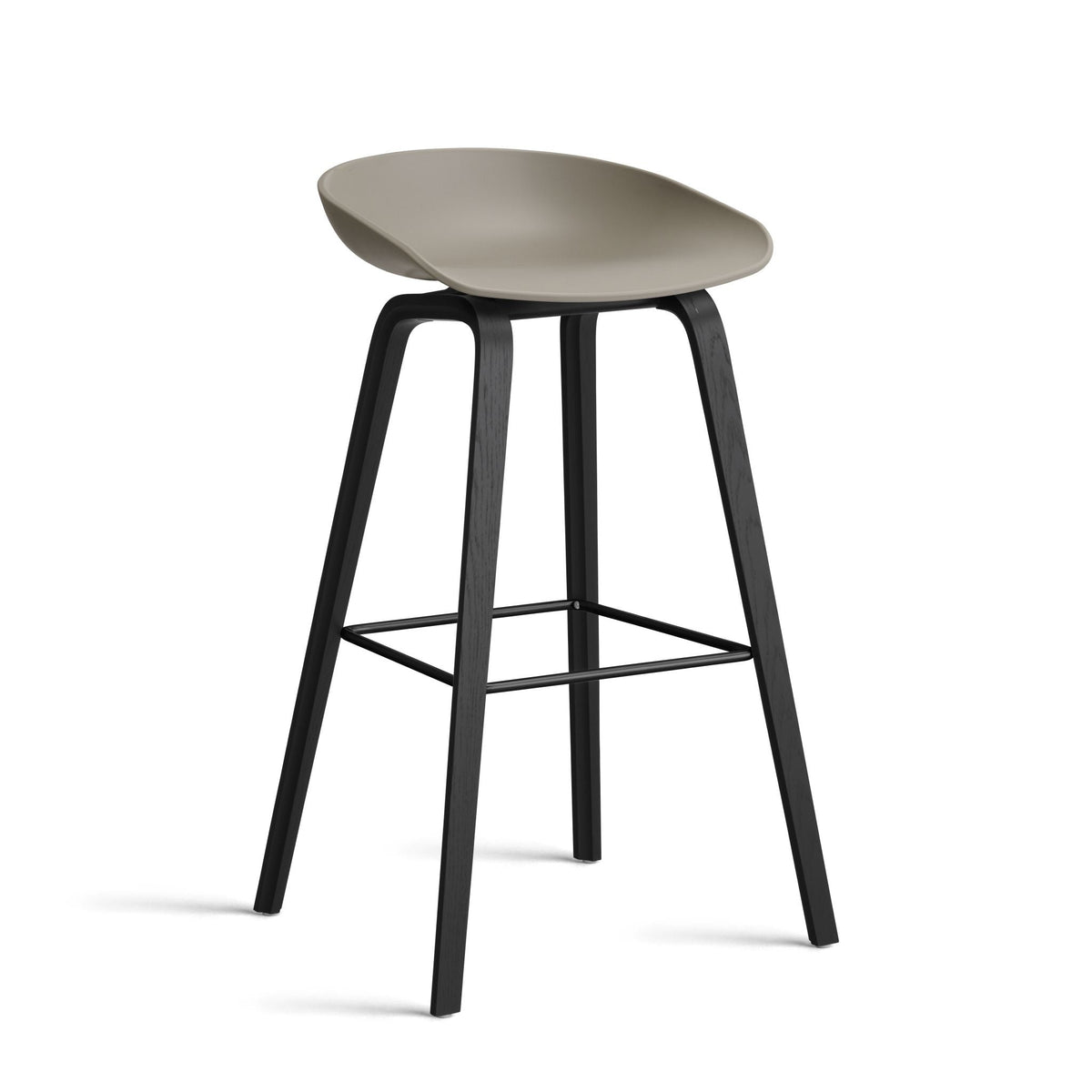 Hay AAS 32 Barhocker – Sitz Kunststoff recycelt Gestell Eiche/Nussbaum