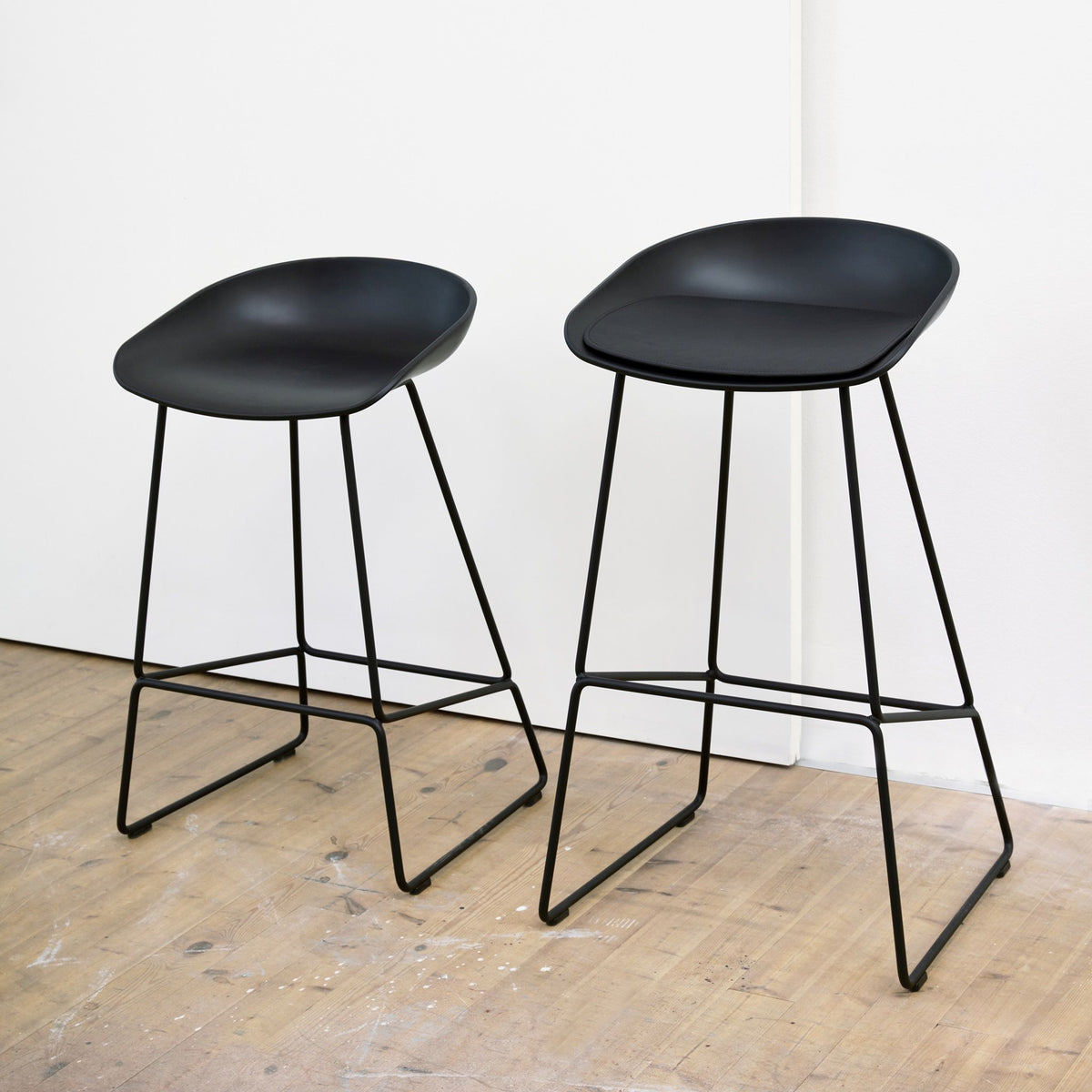 HAY About a Stool AAS 38 Barhocker Sitz Kunststoff recycelt Gestell Stahl