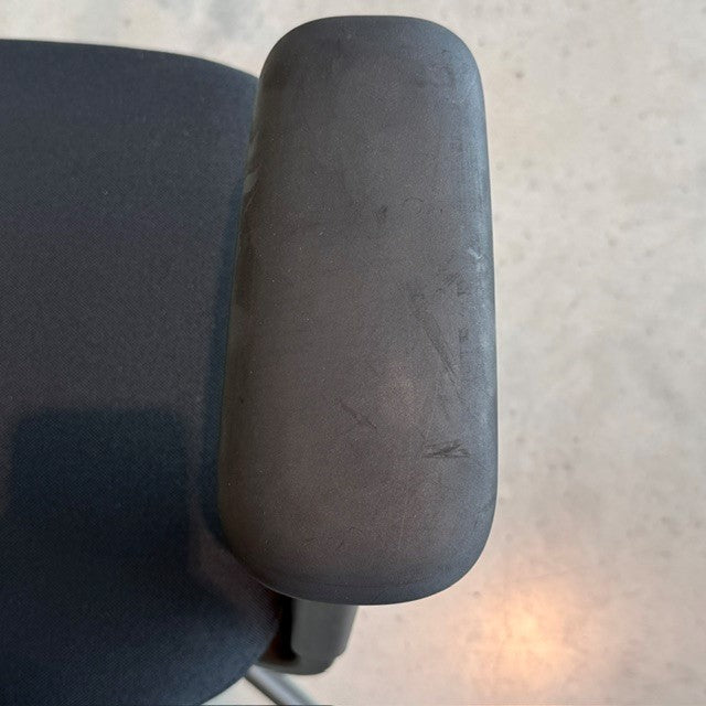 Vitra ACX Soft Bürostuhl Sitz gepolstert Plano Rücken Softpolster Quilted Knit - Outlet