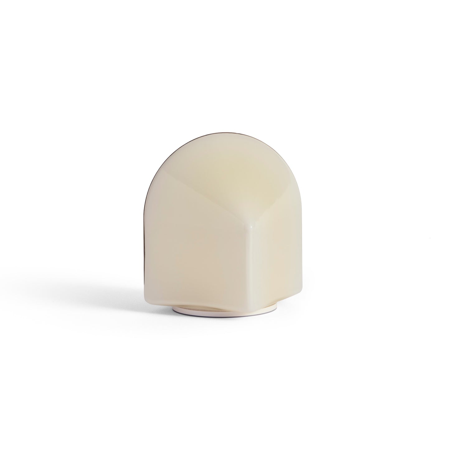 HAY Parade portable Lamp tragbare LED Leuchte Höhe 16cm Glas shell weiß