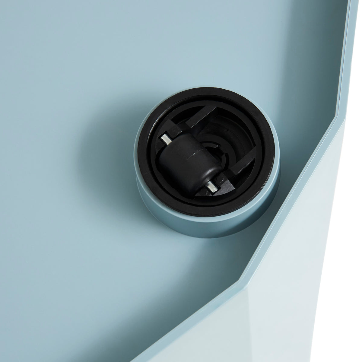 Hay Facet Cabinet low Schränkchen niedrig Kunststoff rund Füße & Rollen