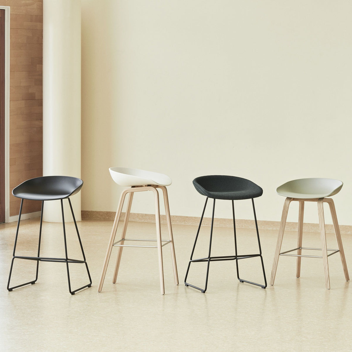 HAY About a Stool AAS 38 Barhocker Sitz Kunststoff recycelt Gestell Stahl