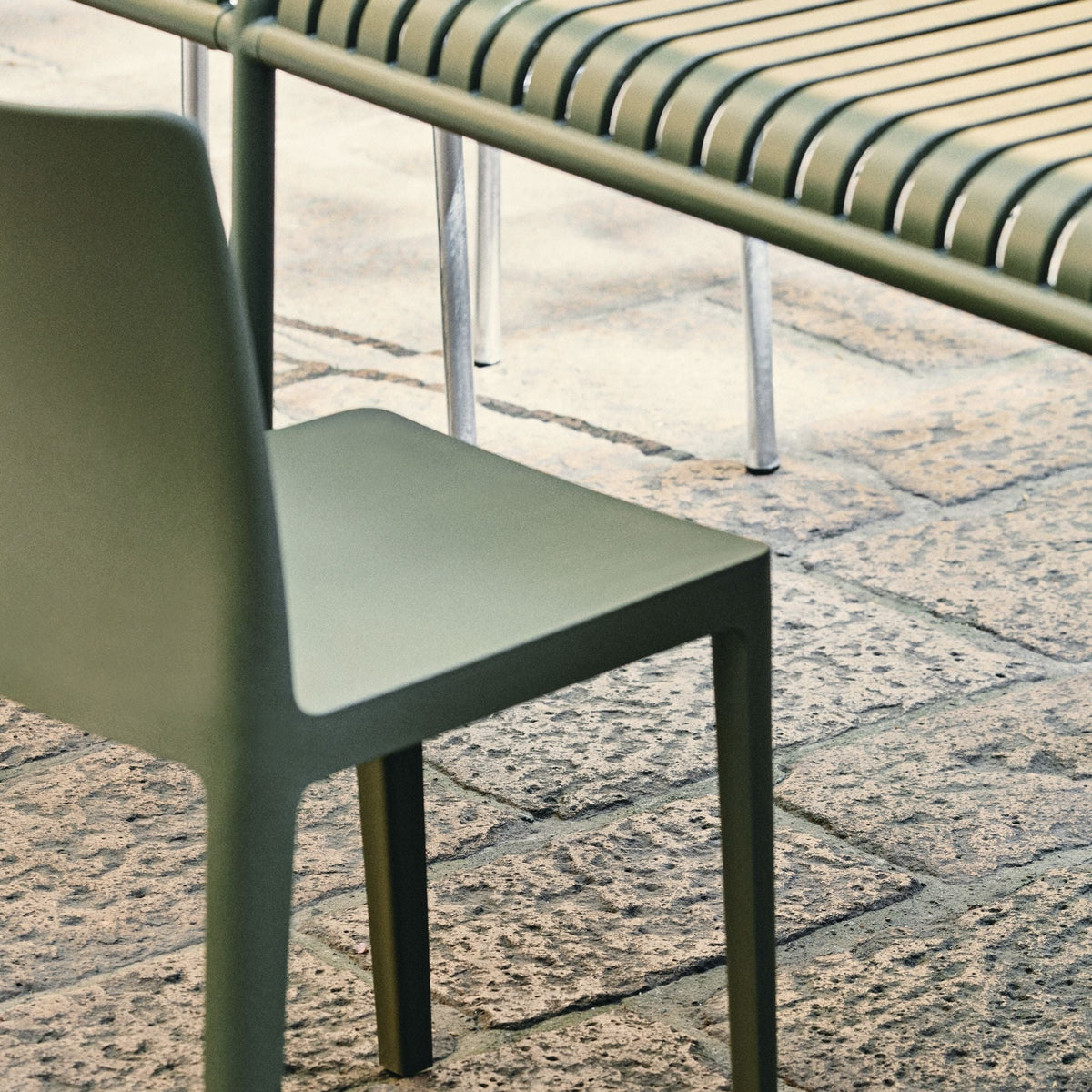 Hay ÉLÉMENTAIRE Chair Stuhl Kunststoff matt In- & Outdoor 2er Set