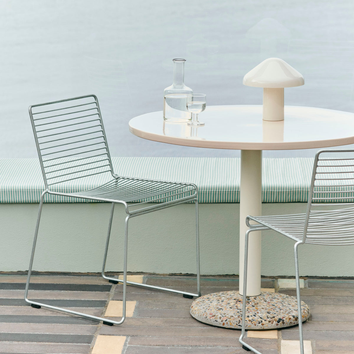 Hay Hee Dining Chair Stuhl Stahl In- & Outdoor 2er Set stapelbar