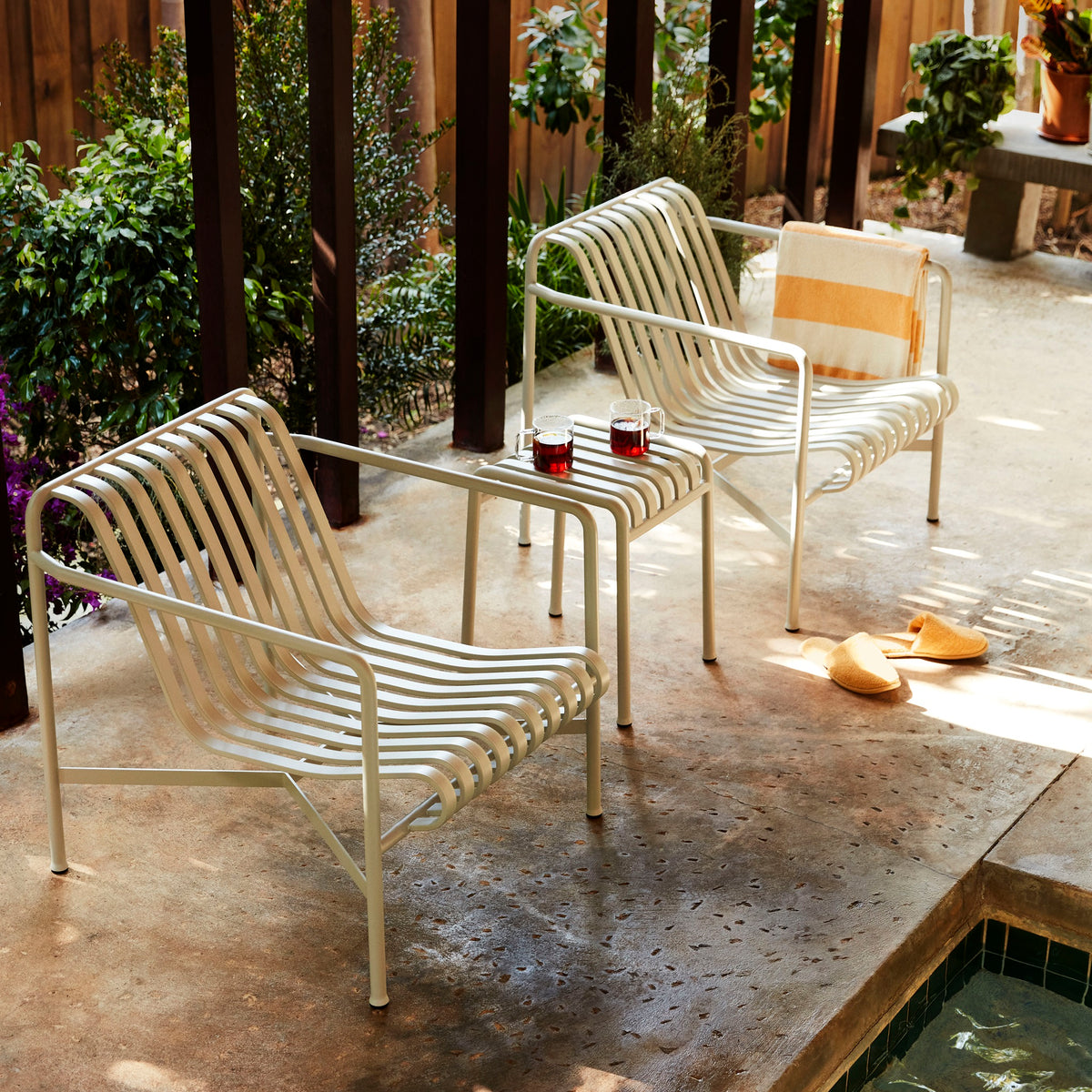 HAY Palissade Lounge Chair Low Outdoor-Stuhl niedrig