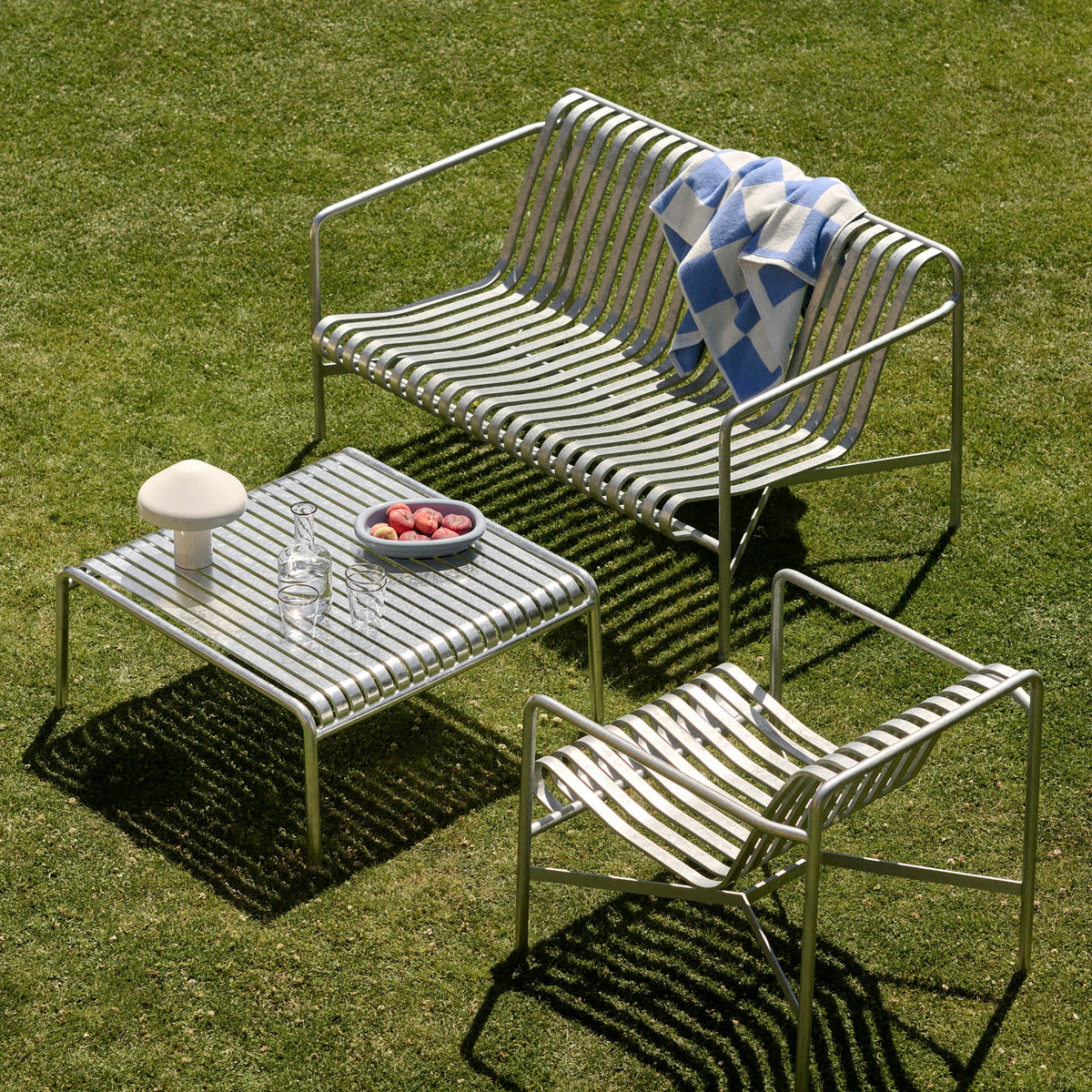 HAY Palissade Lounge Sofa Outdoor-Sitzbank mit Armlehnen