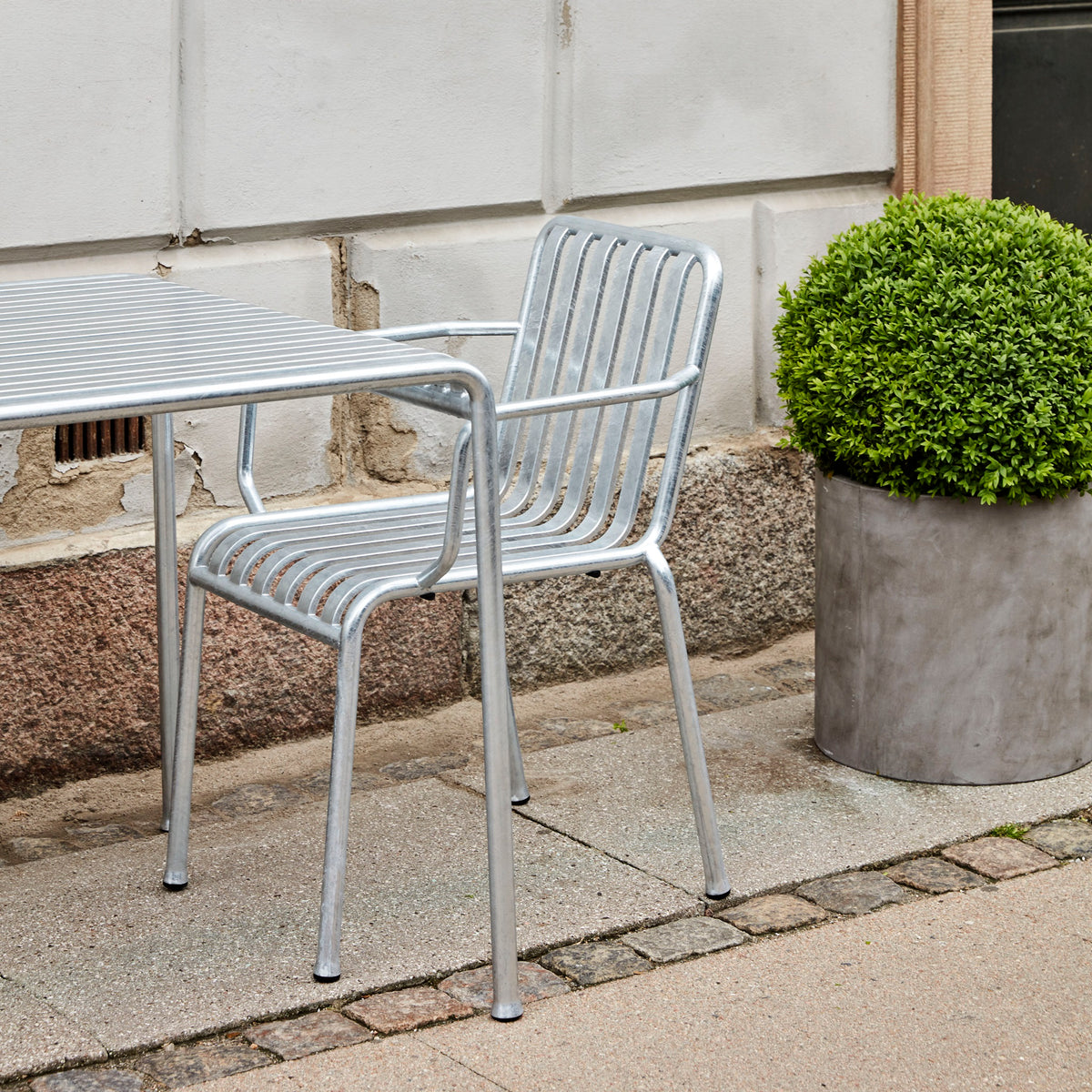 HAY Palissade Armchair Outdoor-Stuhl mit Armlehnen