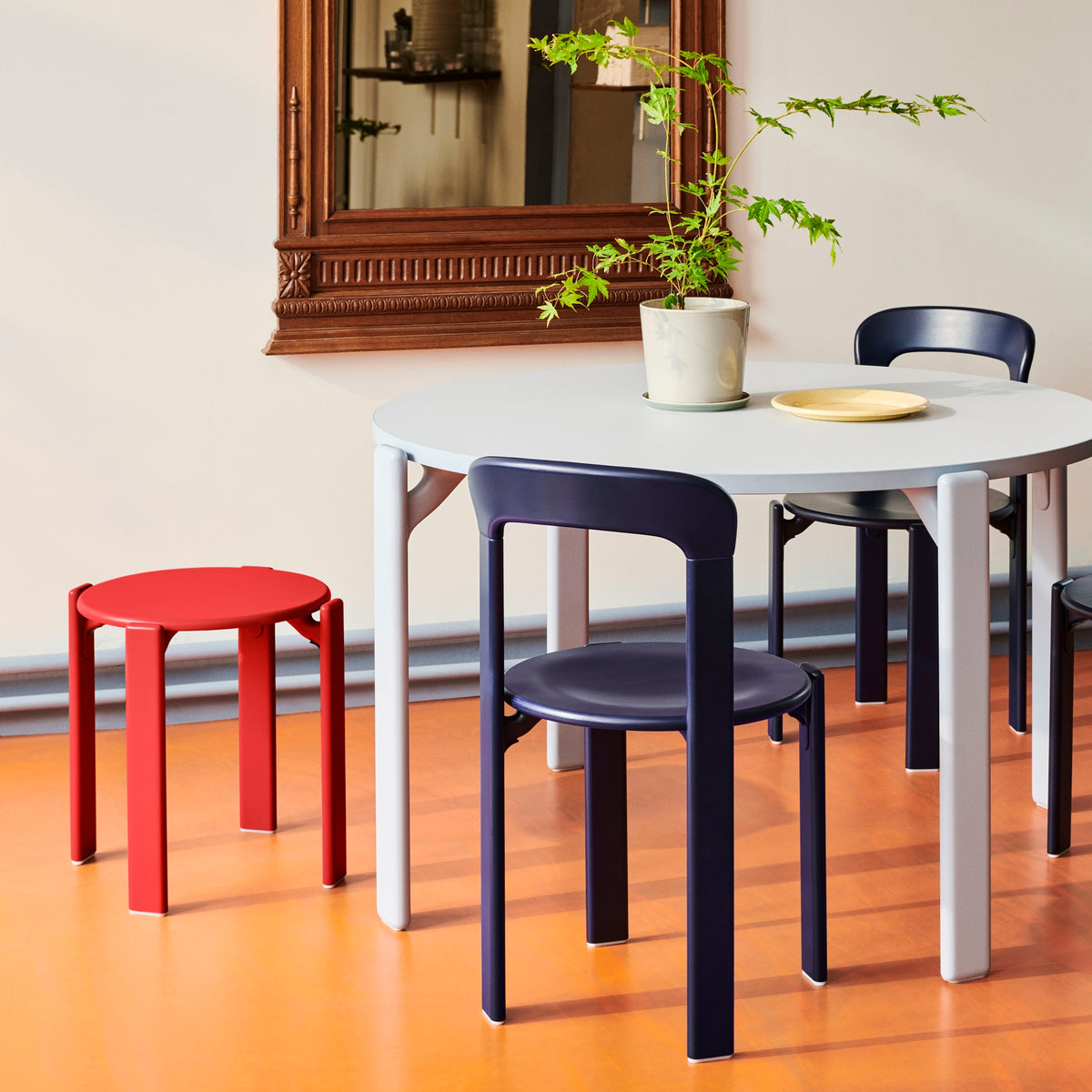 HAY Rey Stool Hocker Buche stapelbar wasserbasiert lackiert