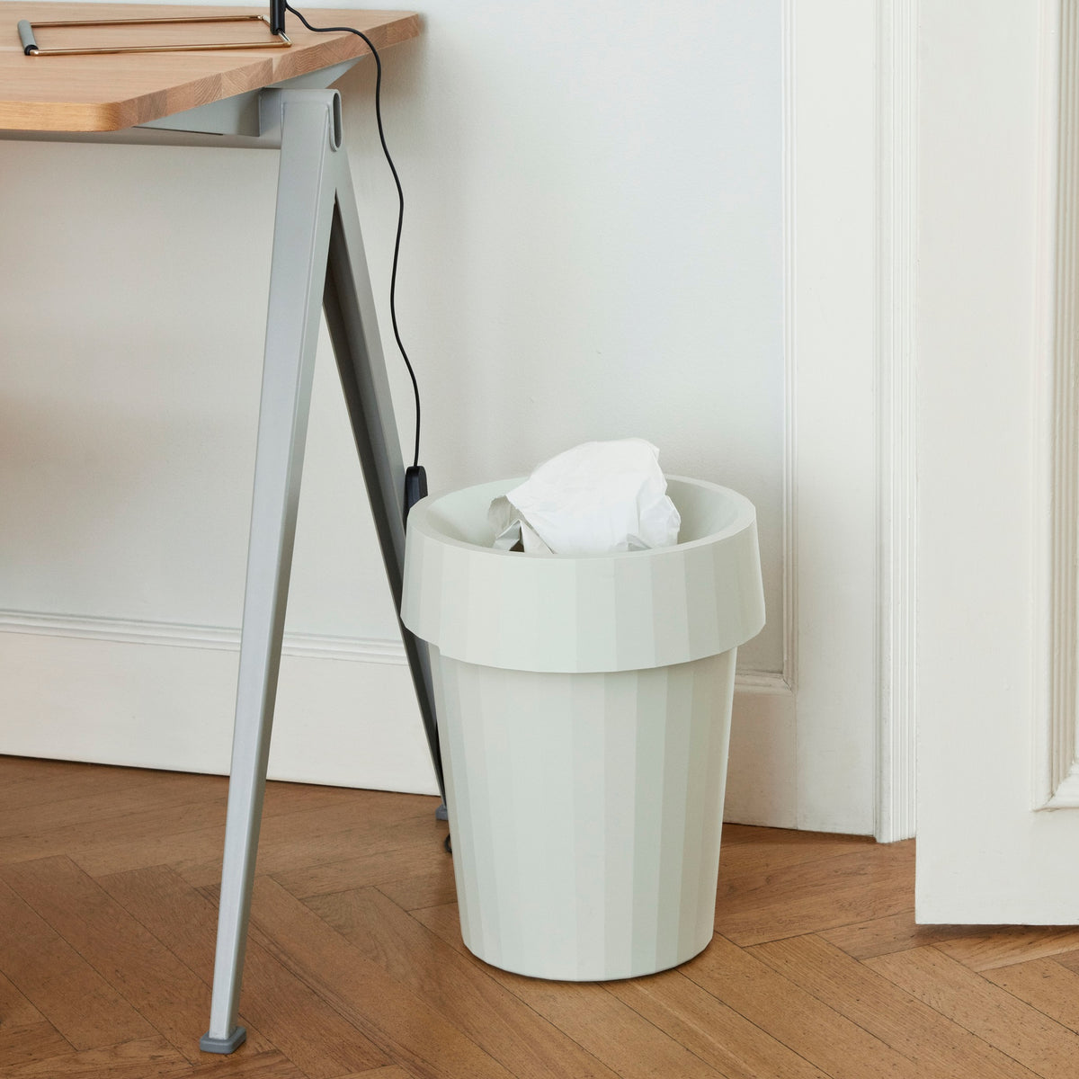 HAY Shade Bin Papierkorb 14 l Kunststoff grau