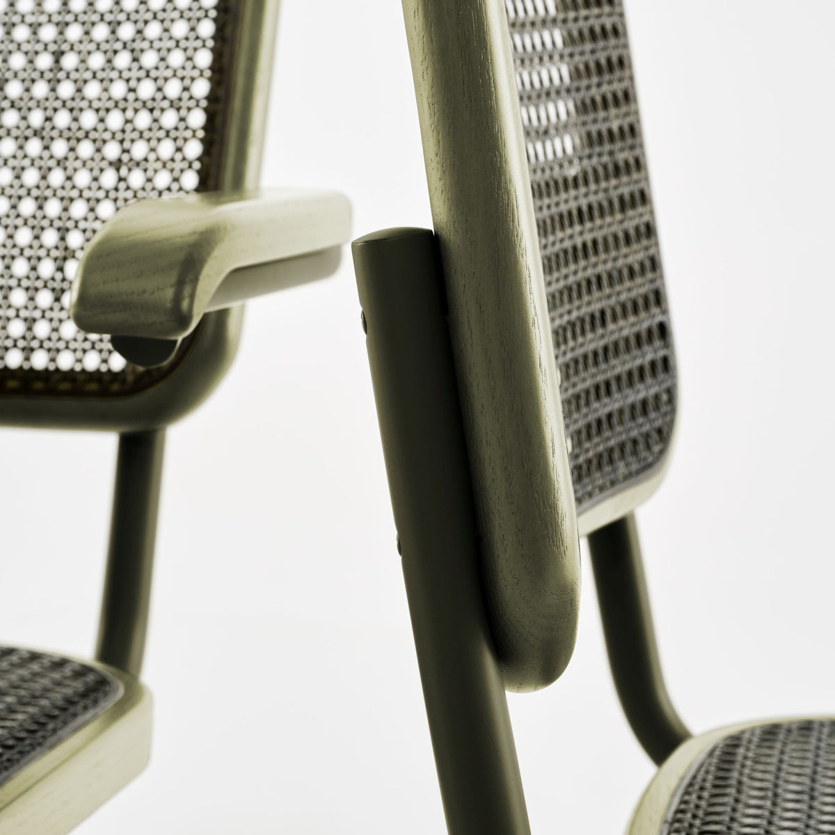 Thonet S 32 V & S 64 V Freischwinger Stuhl Edition Herkner DARK MELANGE