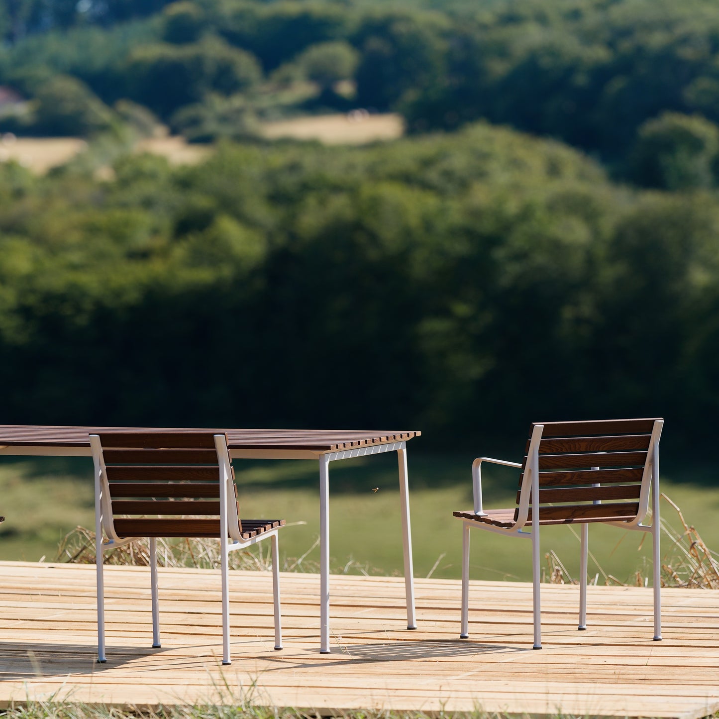 HAY Traverse Armchair Outdoor Armlenenstuhl Esche geölt / Aluminium