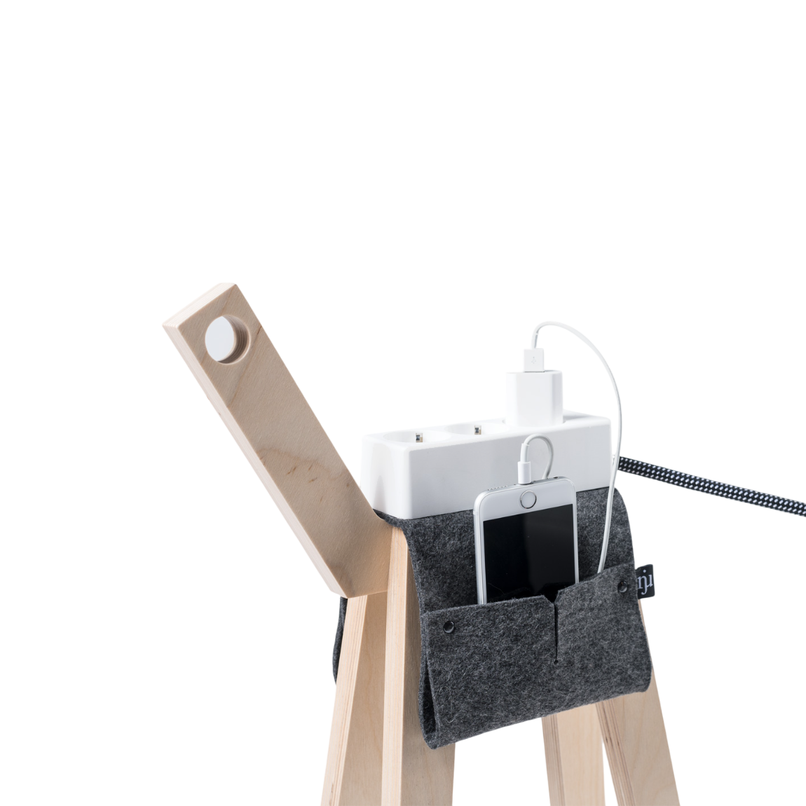 Njustudio Stromer 3fach Steckdose weiß Strommöbel mit Satteltasche
