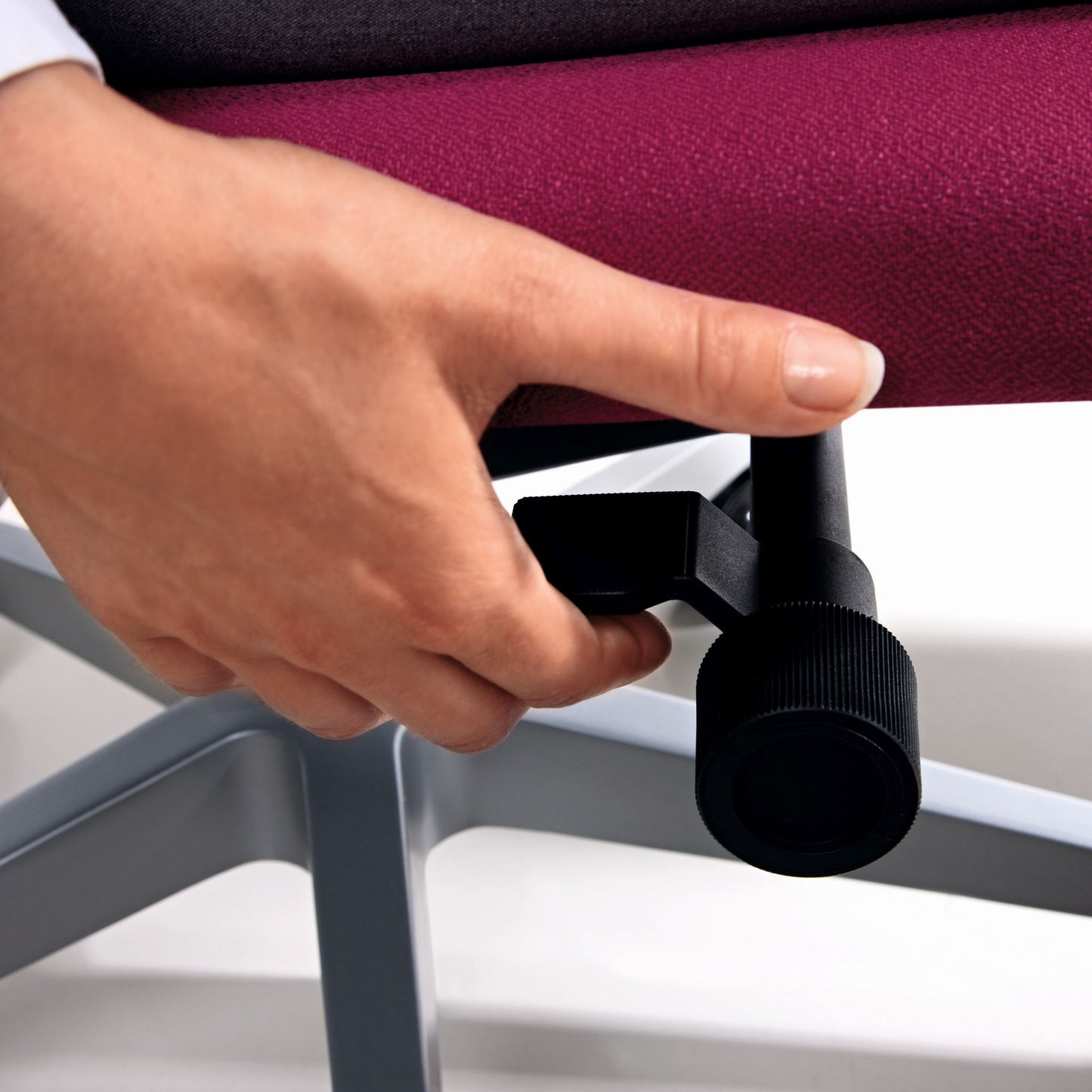 Steelcase Reply Standard Bürostuhl mit Armlehnen Sitz- und Rückenlehne gepolstert