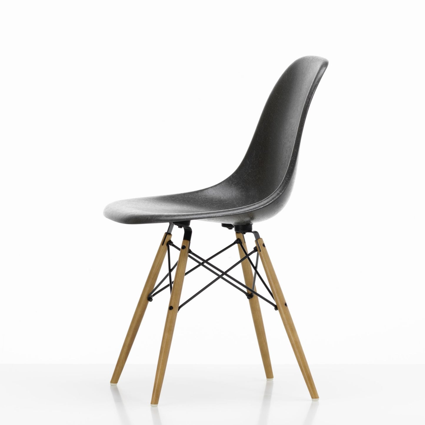 Vitra Eames Fiberglass Side Chair 4 Gestellvarianten & Sitzpolster optional
