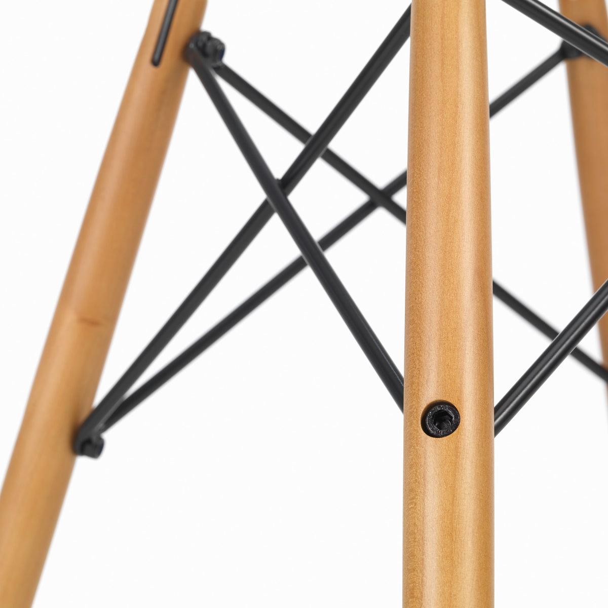 Vitra Eames Fiberglass Armchair 4 Gestellvarianten & Sitzpolster optional