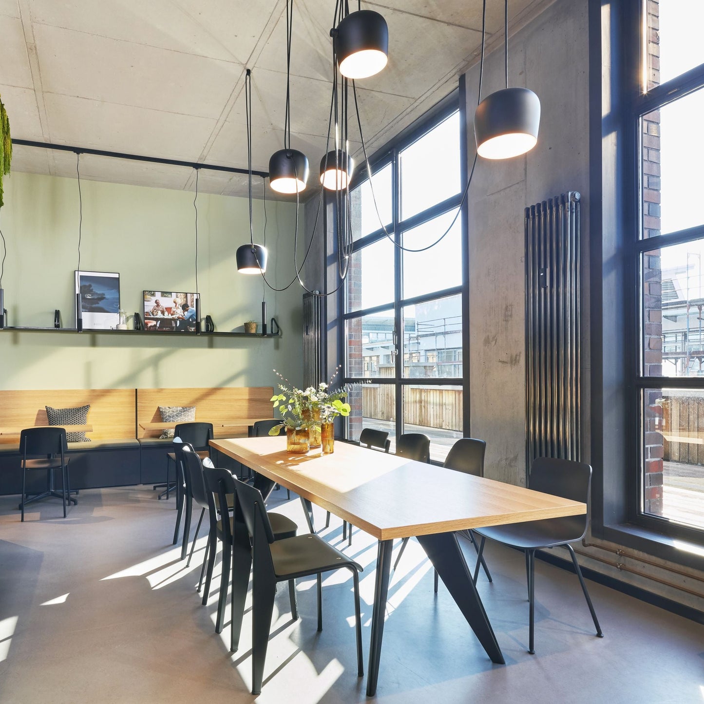 Vitra EM Table Besprechungstisch / Esstisch Holz und Metall