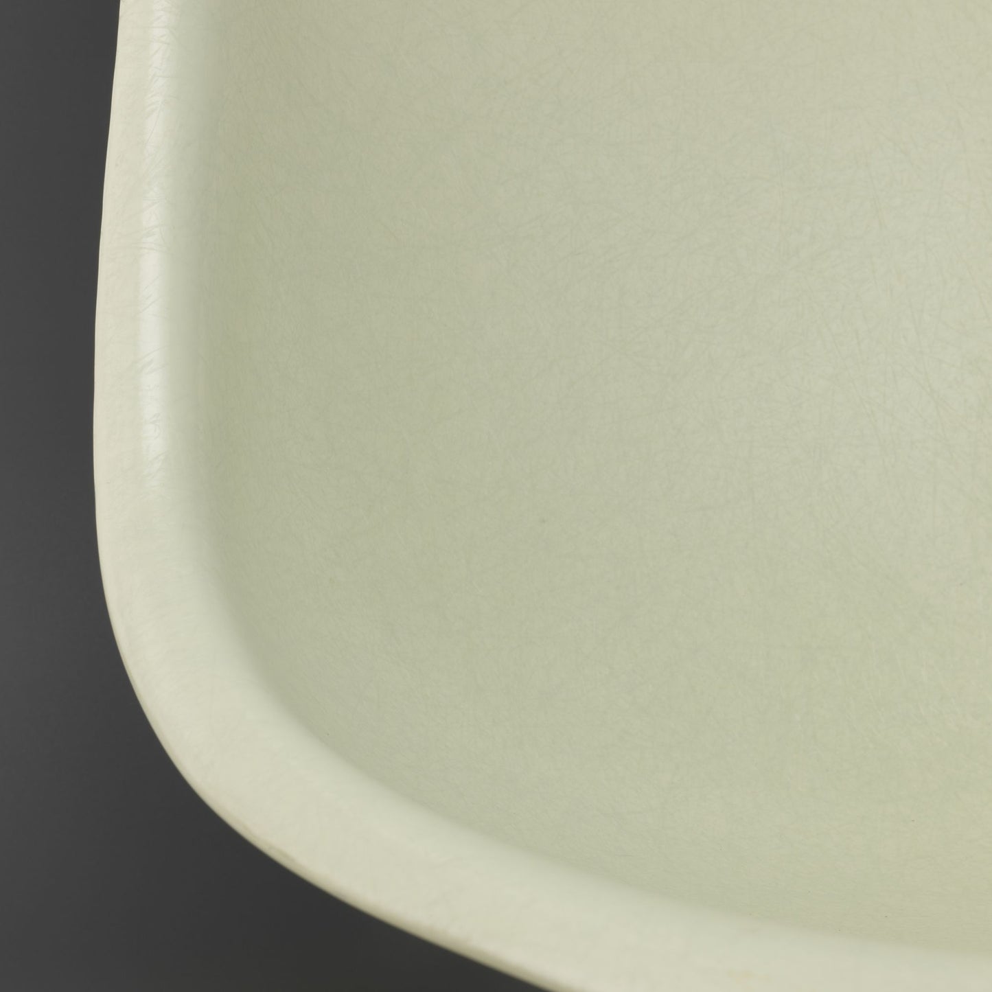 Vitra Eames Fiberglass Side Chair 4 Gestellvarianten & Sitzpolster optional