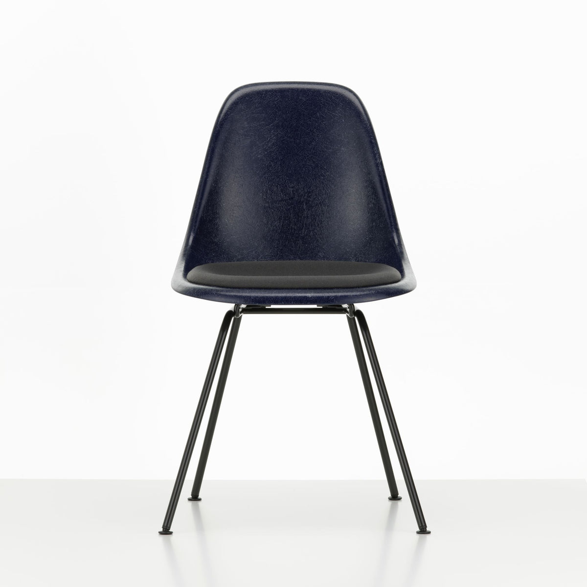 Vitra Eames Fiberglass Side Chair 4 Gestellvarianten & Sitzpolster optional