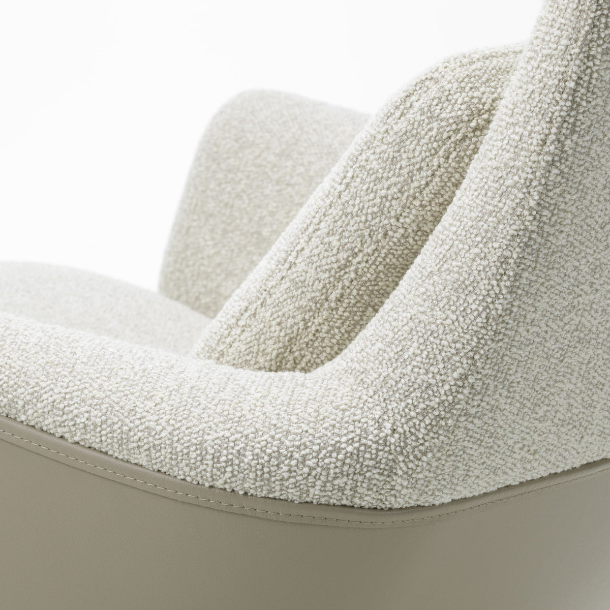 Vitra Grand Relax Loungesessel drehbar mit Ottoman hoher Sessel & Hocker