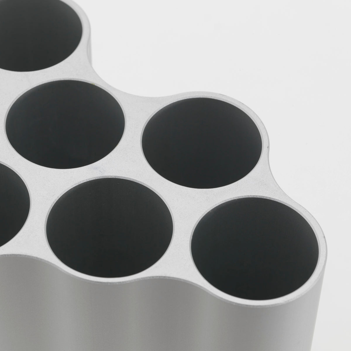 Vitra Nuage Vase métallique large – Designvase mit skulpturalem Charakter