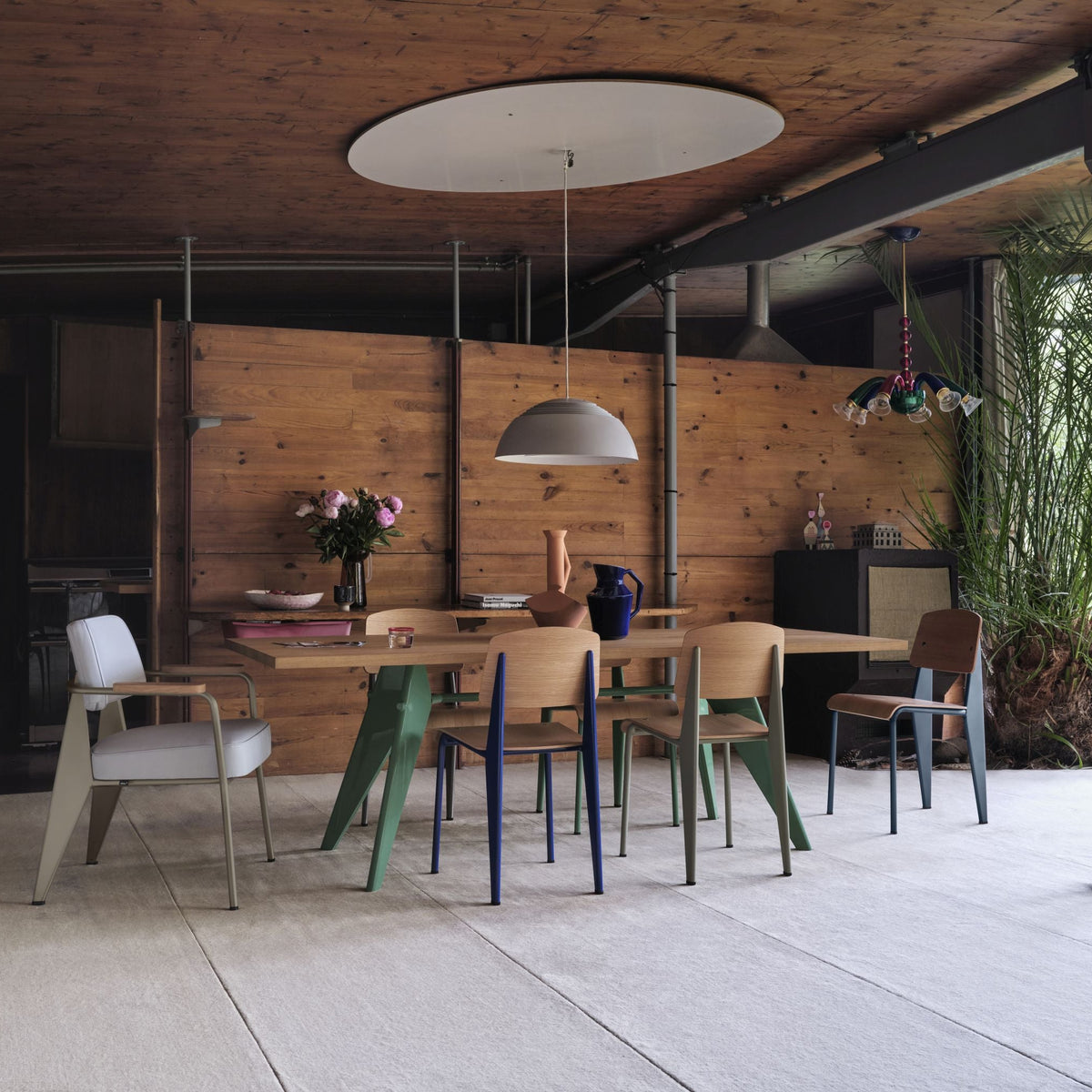 Vitra EM Table Besprechungstisch / Esstisch Holz und Metall