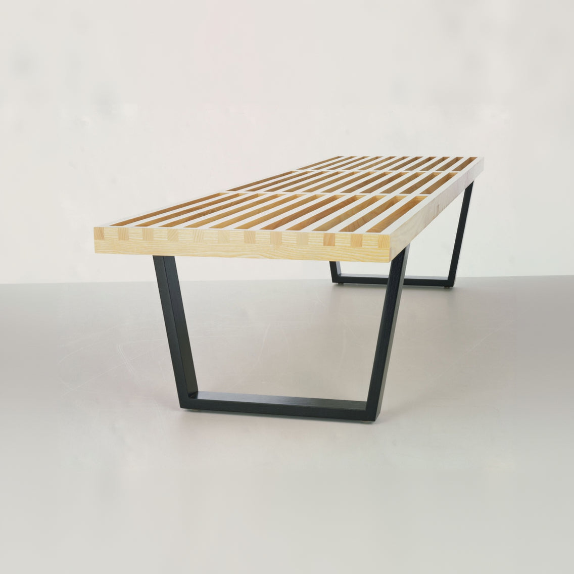 Vitra Nelson Bench Sitzbank Esche Natur/Schwarz