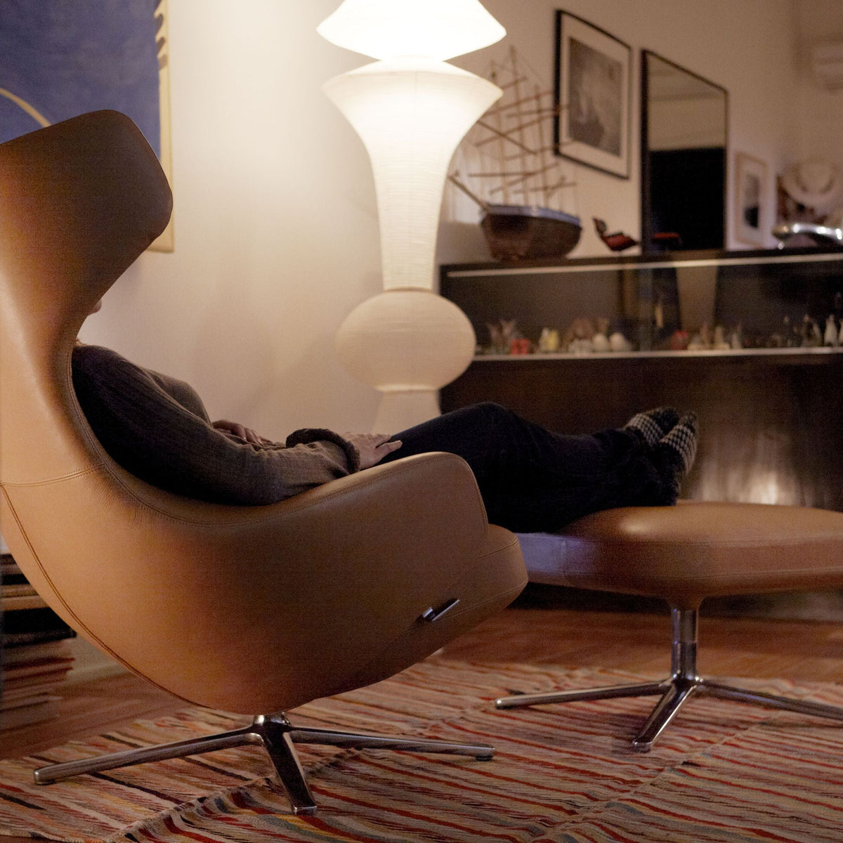 Vitra Grand Repos Loungesessel drehbar mit Ottoman Ohrensessel & Hocker