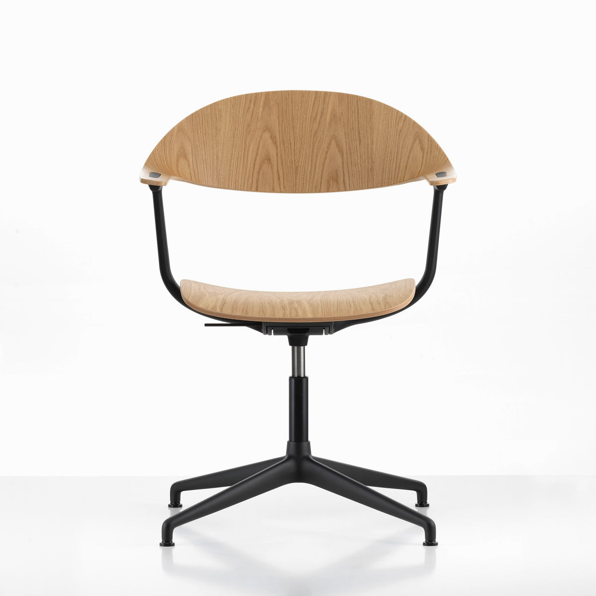 Vitra Mynt Bürostuhl Eiche natur 4-Stern-Aluminiumfuß