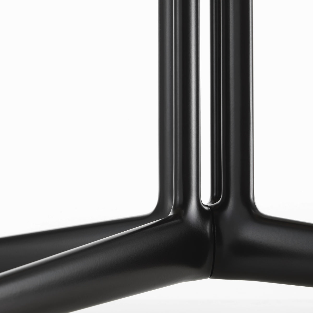 Vitra Eames Plastic Armchair DAL RE recycelter Kunststoff La Fonda Base