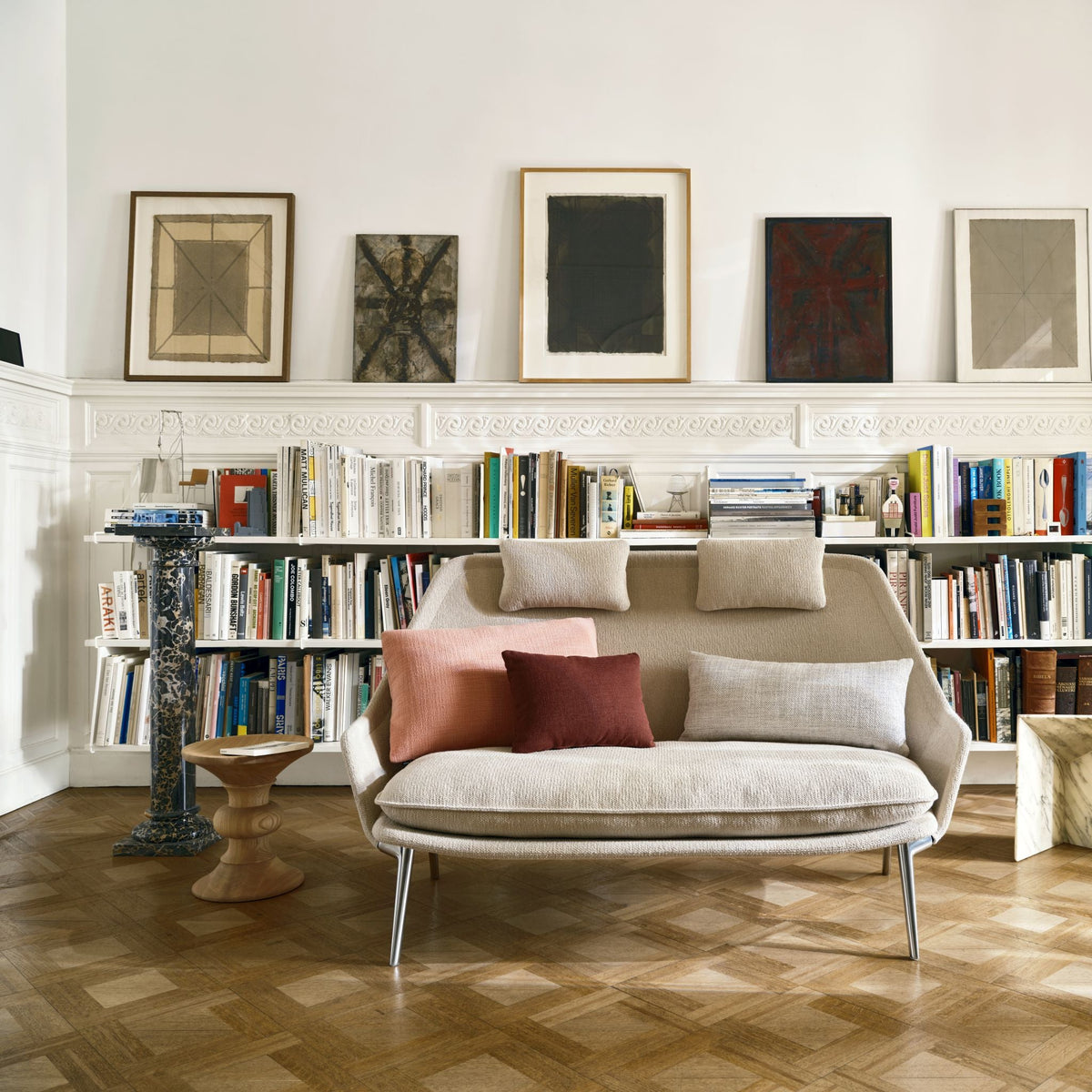 Vitra Stools Charles & Ray Eames Hocker Beistelltisch Skulptur