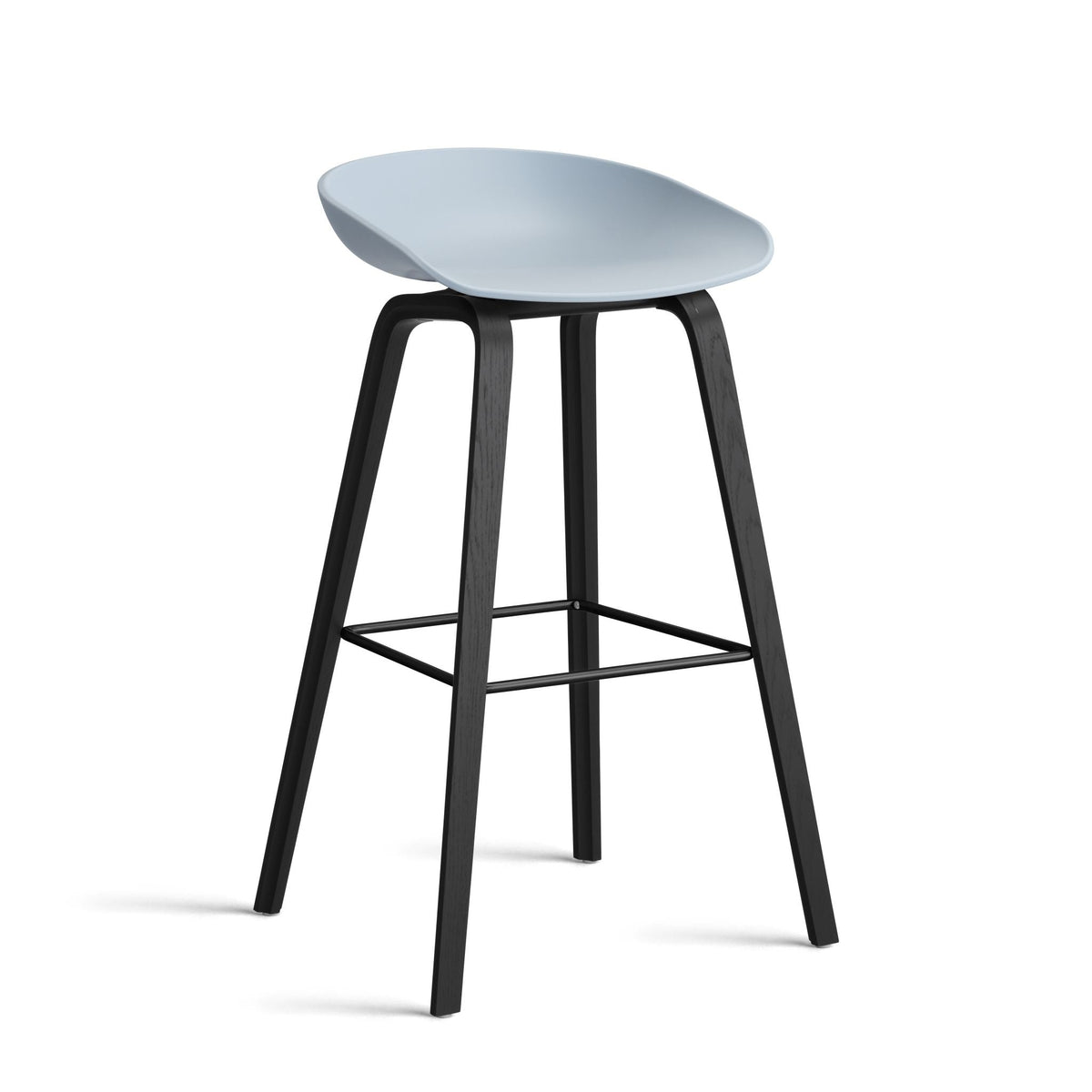 Hay AAS 32 Barhocker – Sitz Kunststoff recycelt Gestell Eiche/Nussbaum