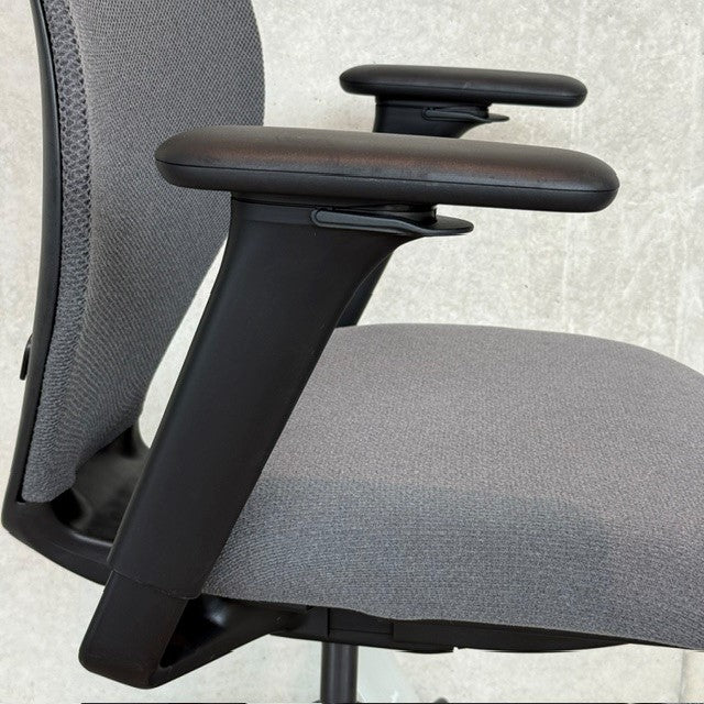 Vitra ACX Mesh Bürostuhl Sitz gepolstert Grid Knit Rücken Netz Knitted Mesh - Outlet