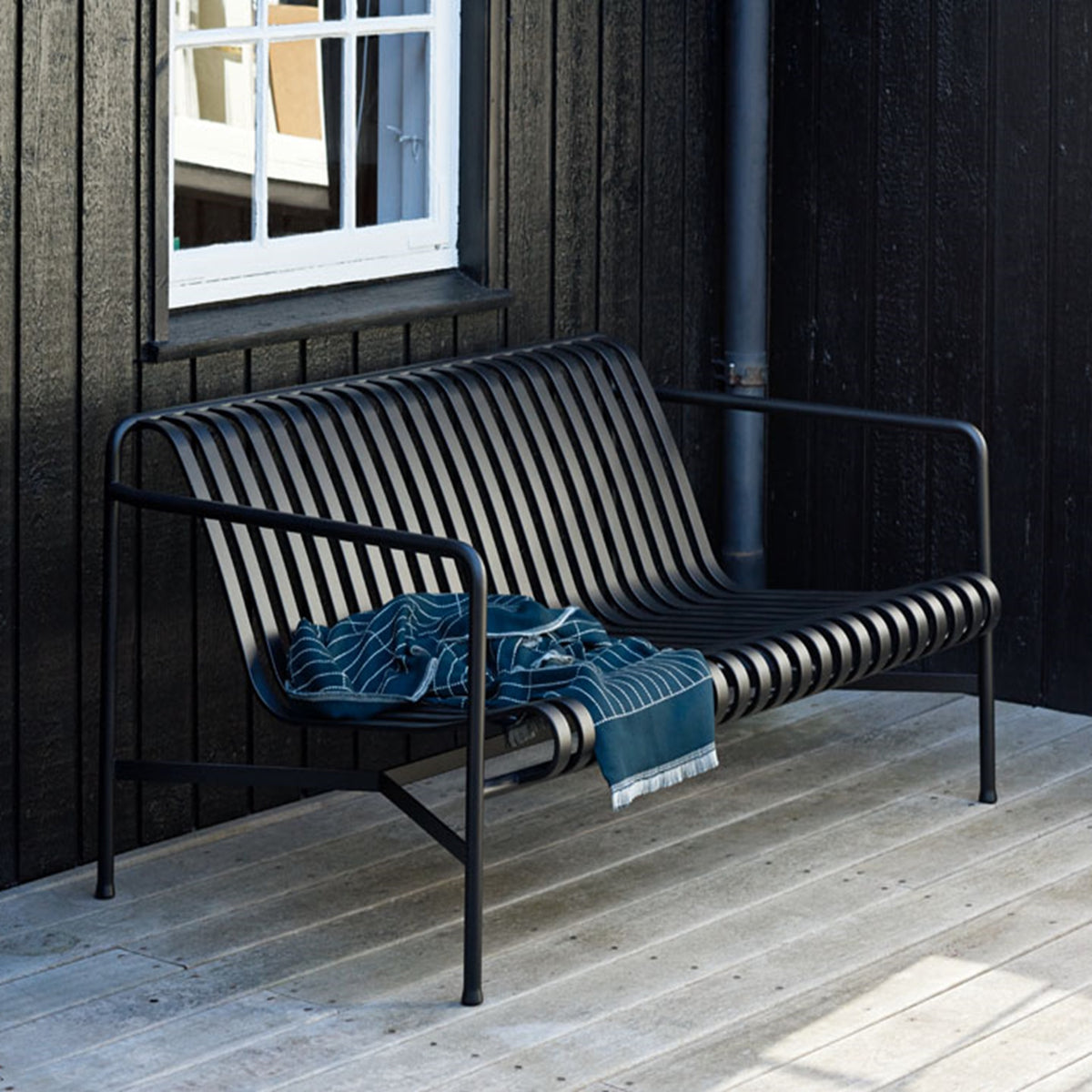 HAY Palissade Lounge Sofa Outdoor-Sitzbank mit Armlehnen